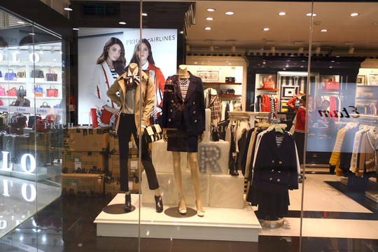 服裝店  陳列設(shè)計(jì) 