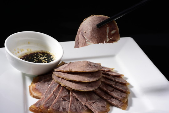 五香黃牛肉