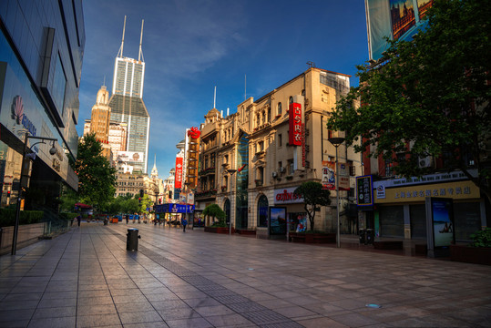 上海南京路的早晨