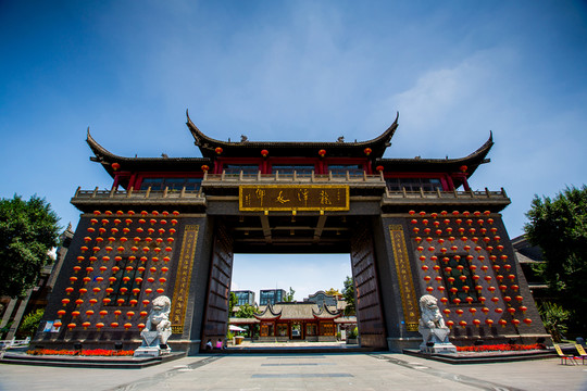 龍?zhí)端l(xiāng)