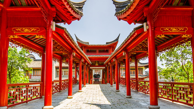龍?zhí)端l(xiāng)
