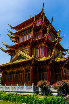 龍?zhí)端l(xiāng)
