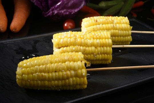 烤玉米