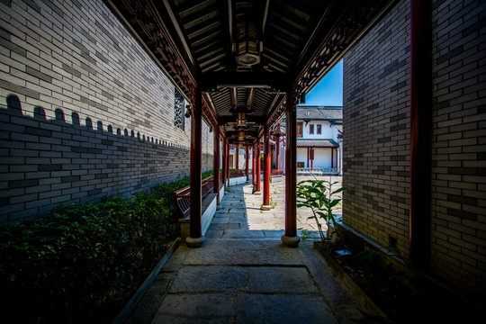龍?zhí)端l(xiāng)