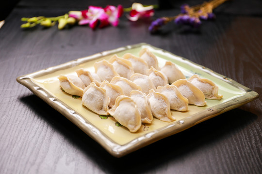 手工餃子
