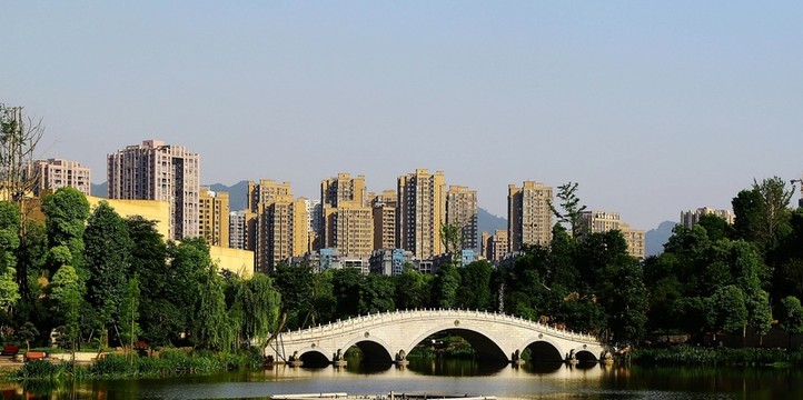 壁山 秀湖 公園