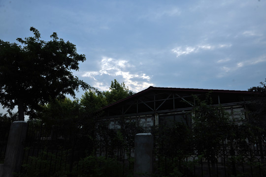 藍(lán)天白云
