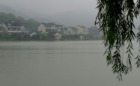 湖光山色