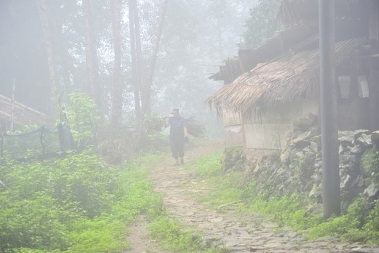 翁丁