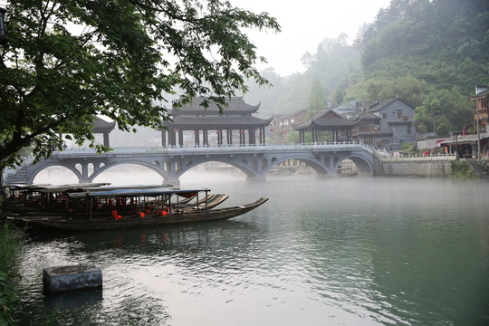 鳳凰古鎮(zhèn)