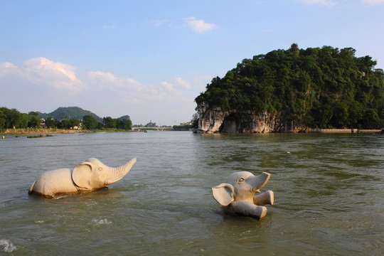 象鼻山