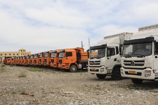 重型卡車