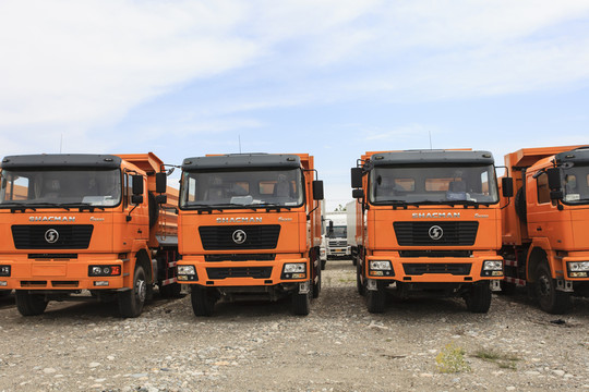 重型卡車