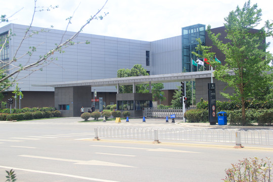 工廠大門