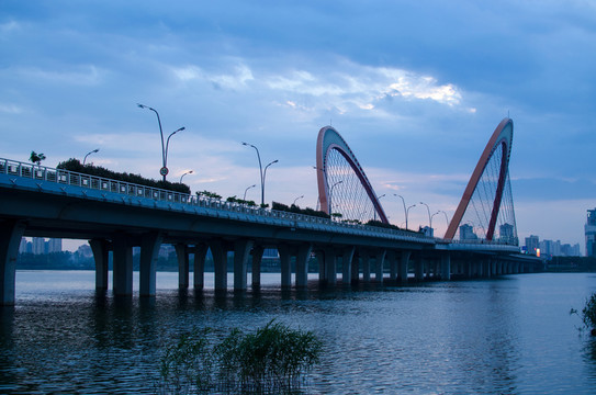 艾溪湖大橋