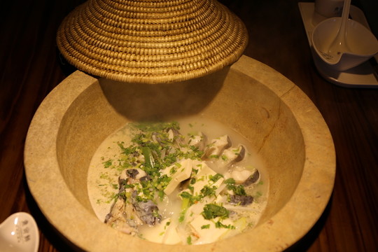 養(yǎng)生菌菇鍋