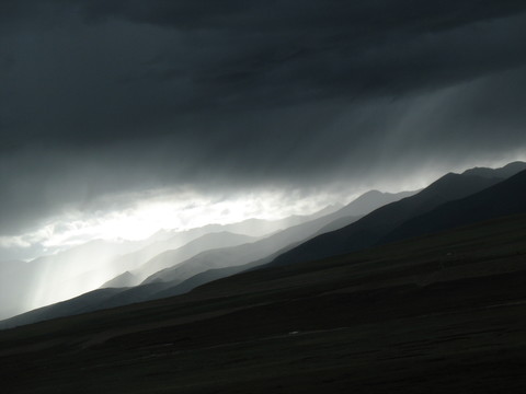 山雨