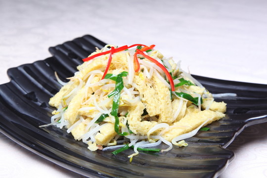 綠豆芽拌面筋