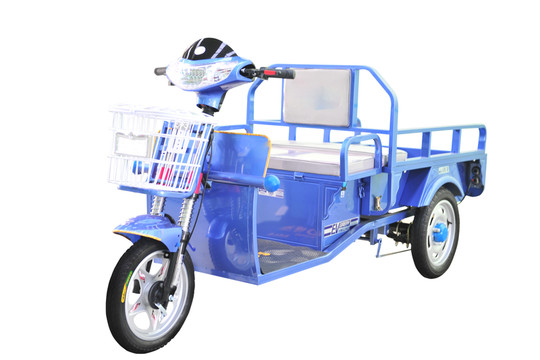 電動(dòng)三輪車 分層