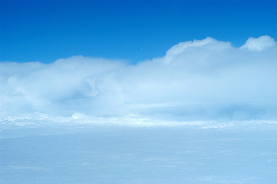 高空 云海