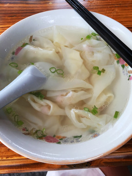 餛飩