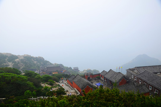 泰山