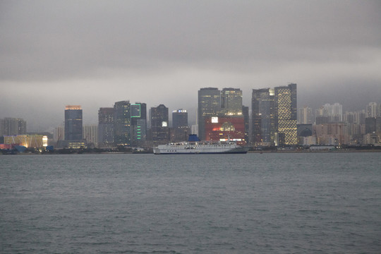 香港