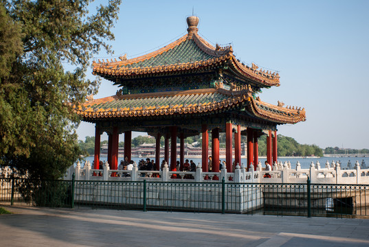 五龍亭