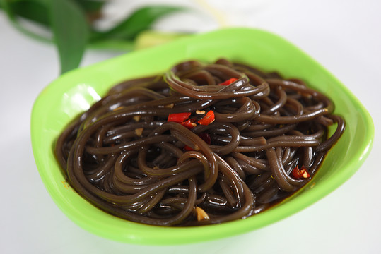 酸辣蕨根粉