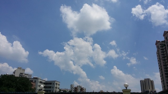 藍天白云