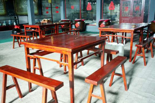 小酒館 仿古家具