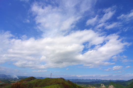 藍(lán)天白云風(fēng)景