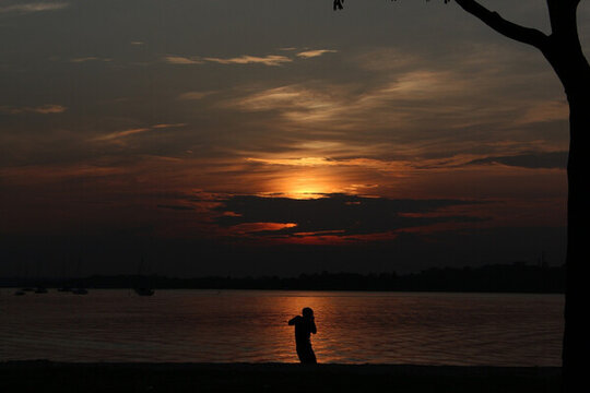 夕陽(yáng)