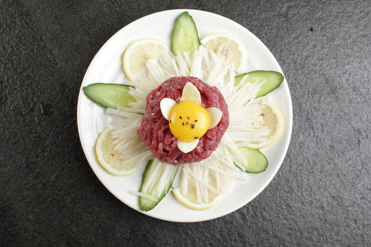 生拌牛肉