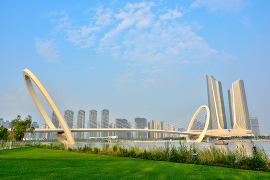 南京眼