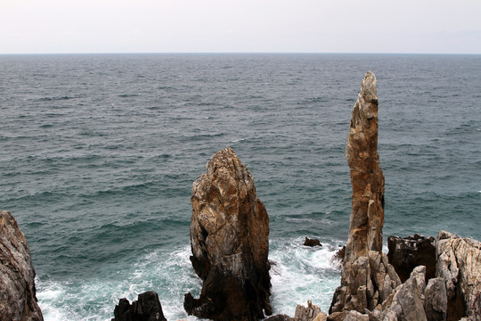 海邊巖石