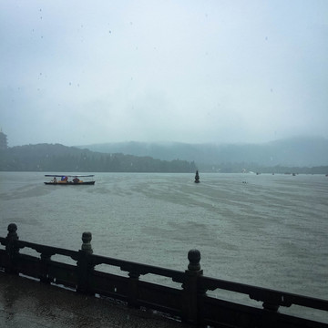 三潭印月