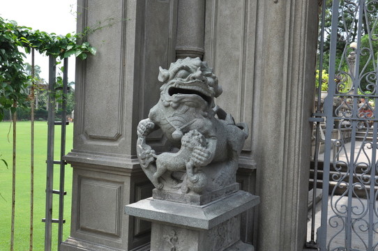 石獅子