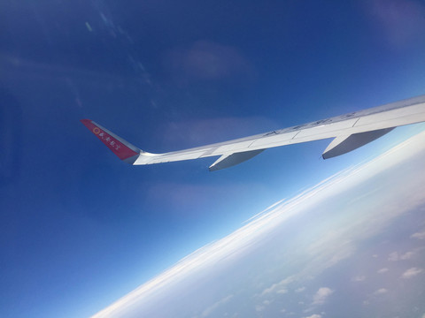 飛機(jī)