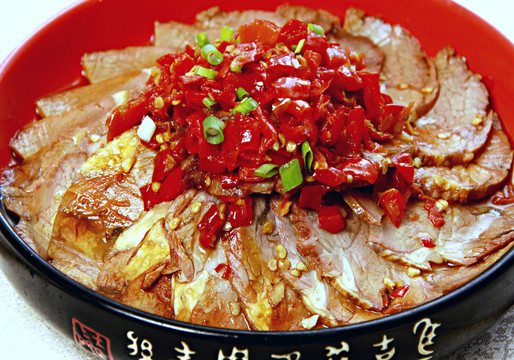 剁椒牛腩蘿卜