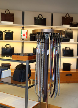 皮具店
