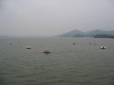 東錢湖