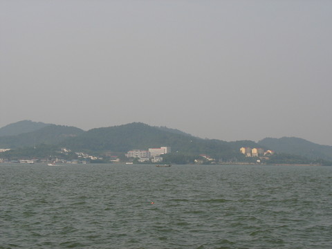 東錢湖
