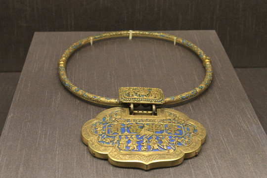 清代 銀鍍金點(diǎn)翠項(xiàng)圈鎖