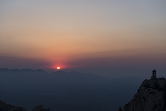 五蓮山日出