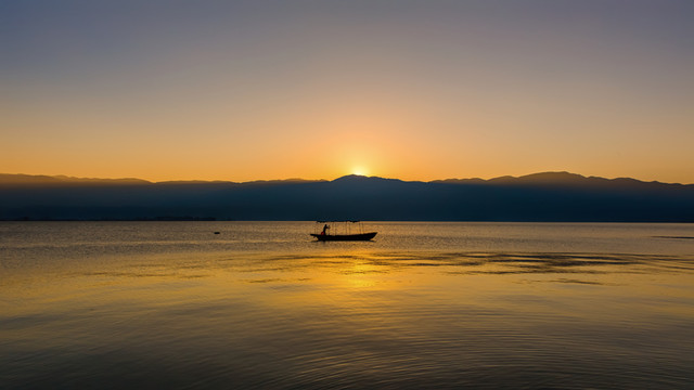 洱海