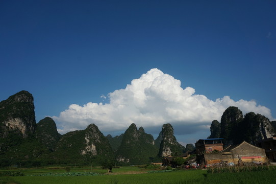 群峰