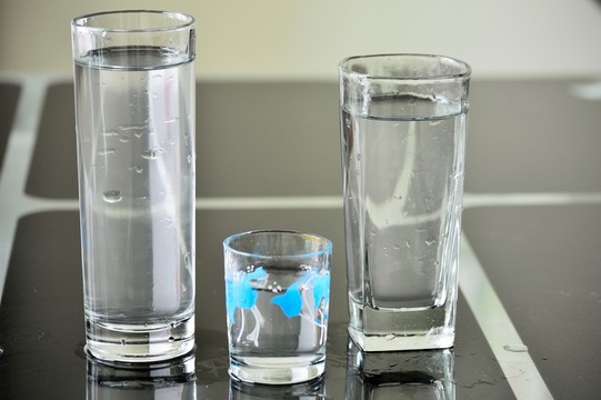 酒杯 水杯 玻璃杯