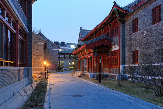 北大李兆基人文學(xué)苑仿古建筑夜景