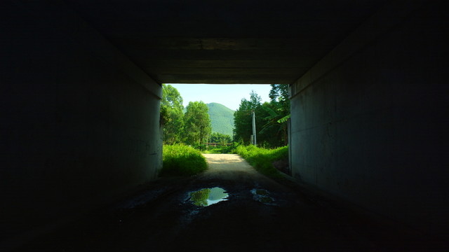 橋洞